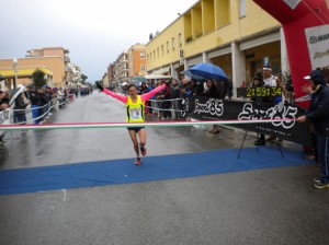 Maratona 2013 D'Auria al traguardo