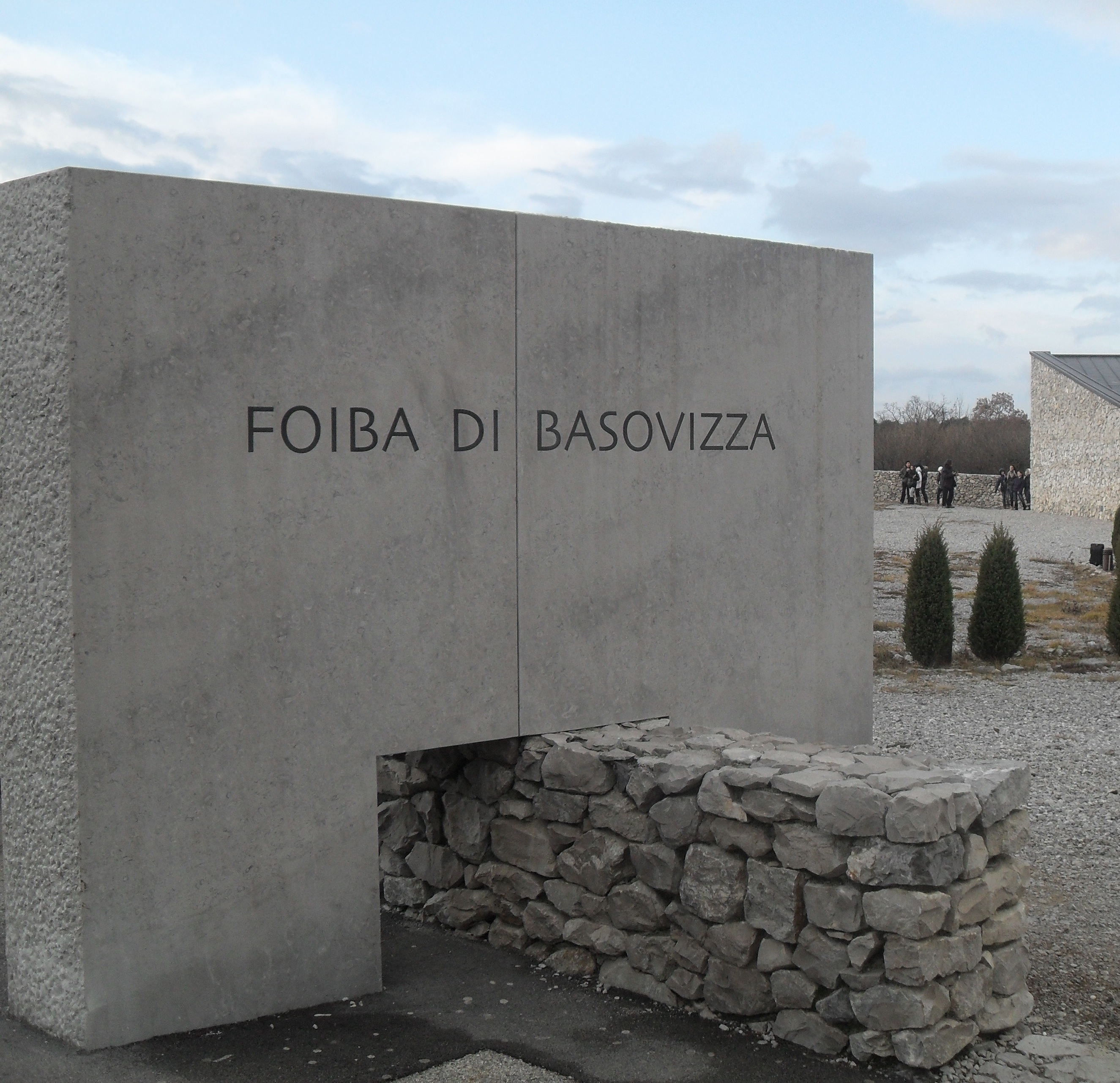 Giornata del Ricordo: per la prima volta Sindaco, Consiglieri Comunali e Studenti in visita alla Foiba di Basovizza