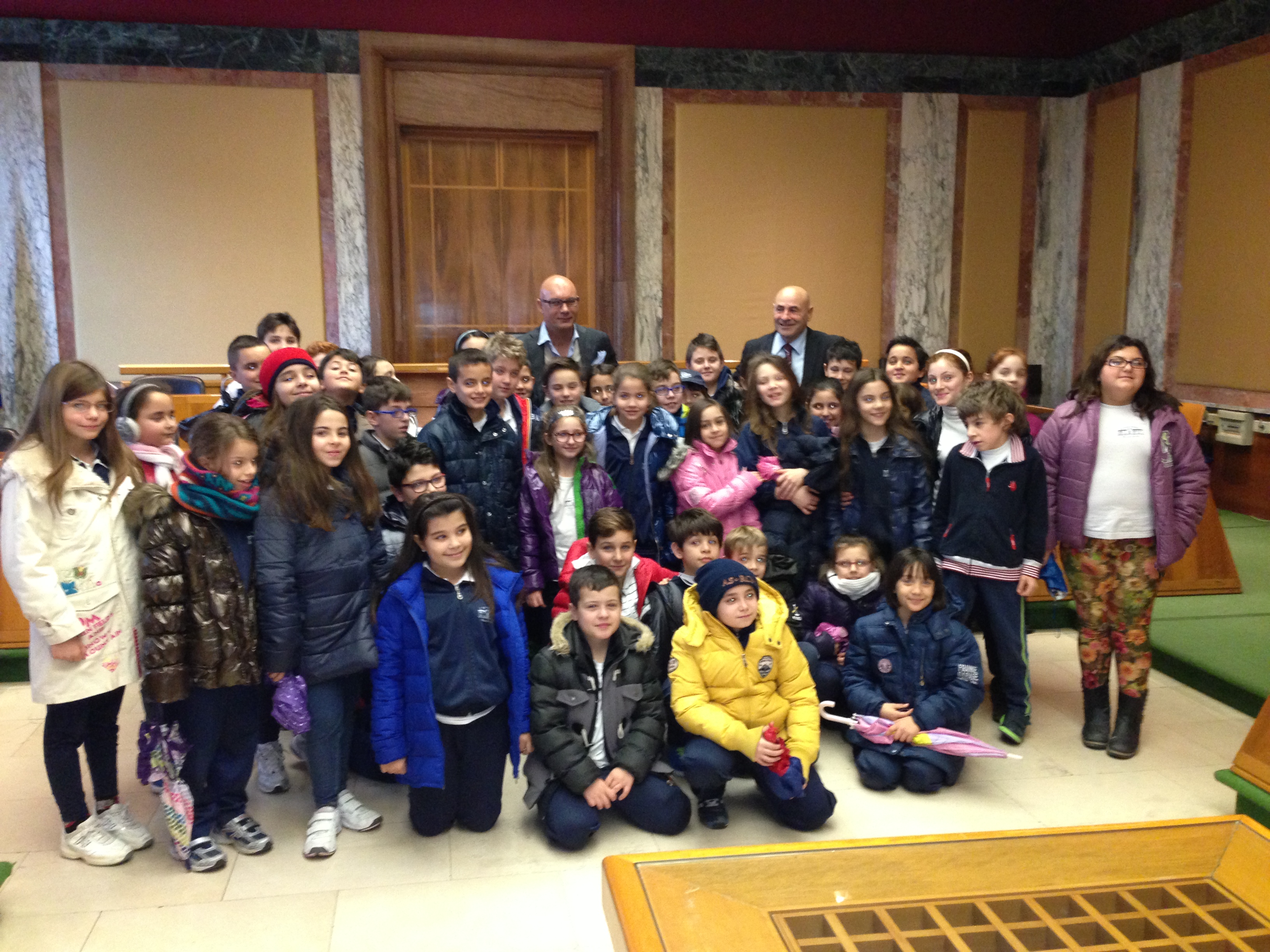 Gli alunni di piazza Dante in Aula Consiliare