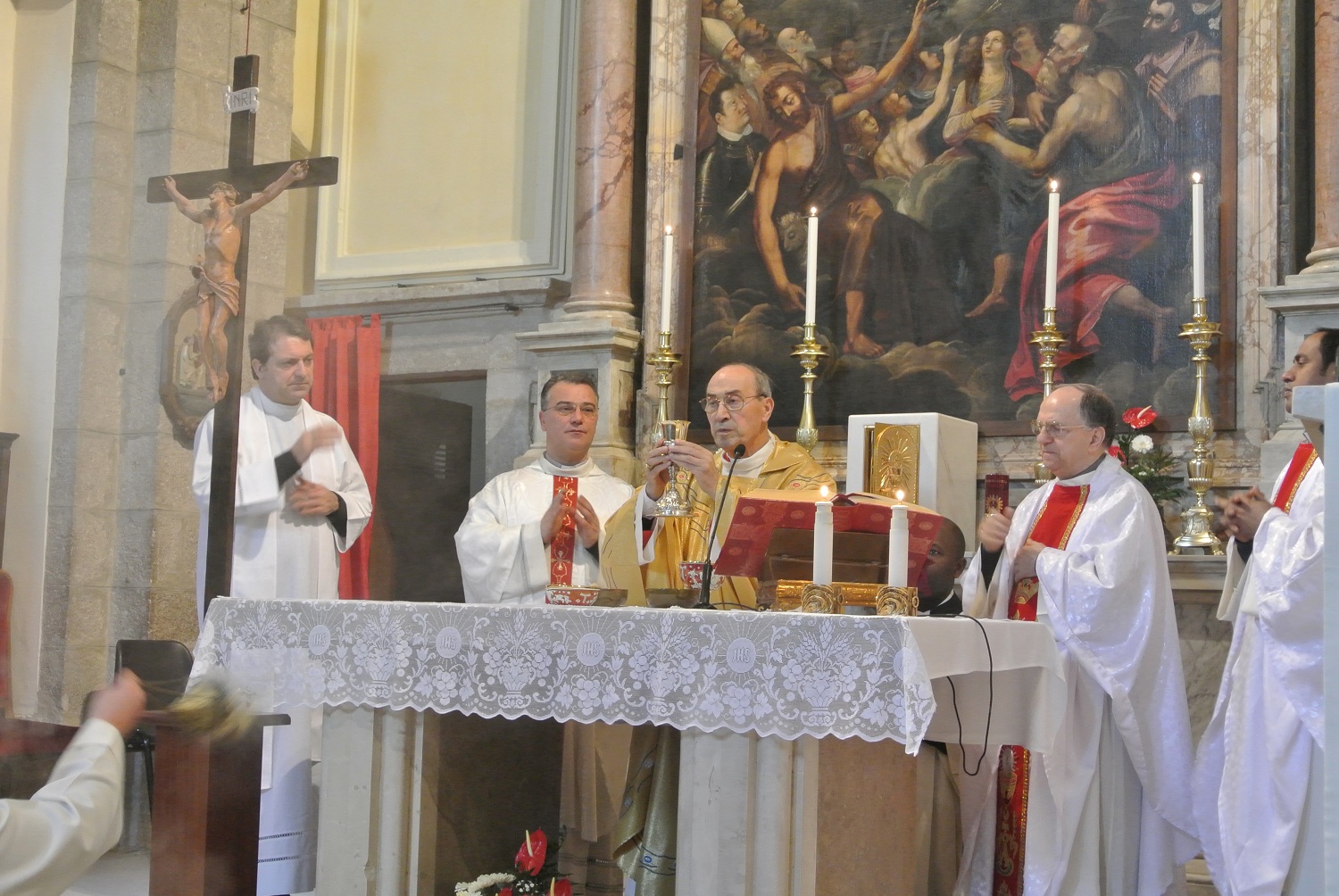 Sonnino: San Giovanni riapre ai fedeli