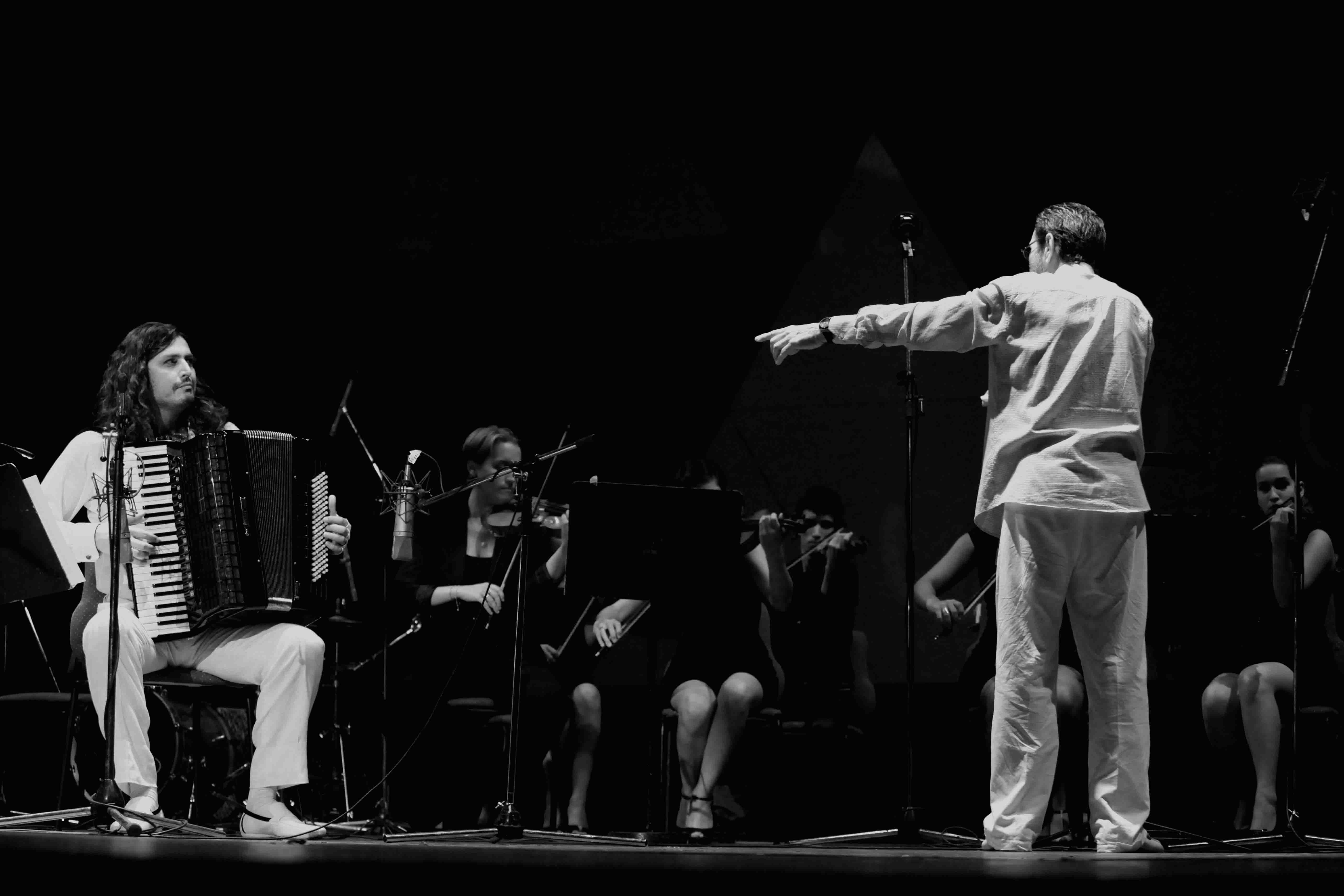 Marco Lo Russo e l’orchestra di fiati del Conservatorio a Piacenza diretti da Luciano Caggiati