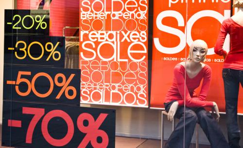 Saldi Estivi, previsioni Codacons: vendite giù dell’ 8%, scontrino medio pari a 65 euro