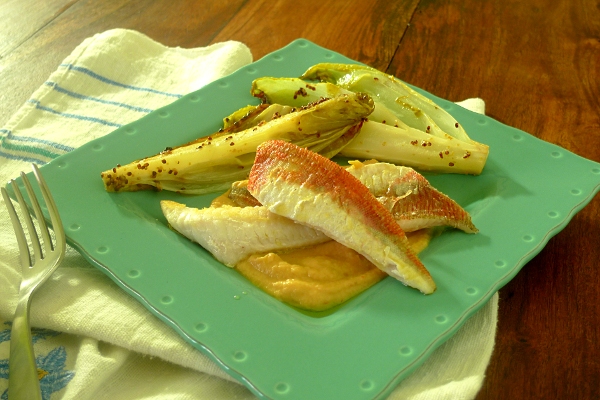 Le ricette di Silvia:Filetti di Gallinella con crema di cavolo e pomodori secchi.