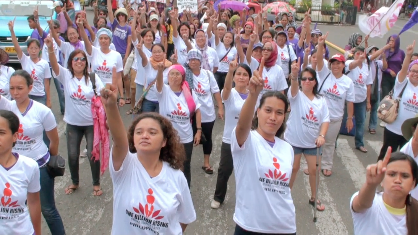 One Billion Rising Revolution anche a Latina