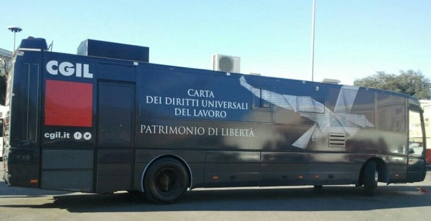 Il pullman dei diritti ha ripreso il suo viaggio