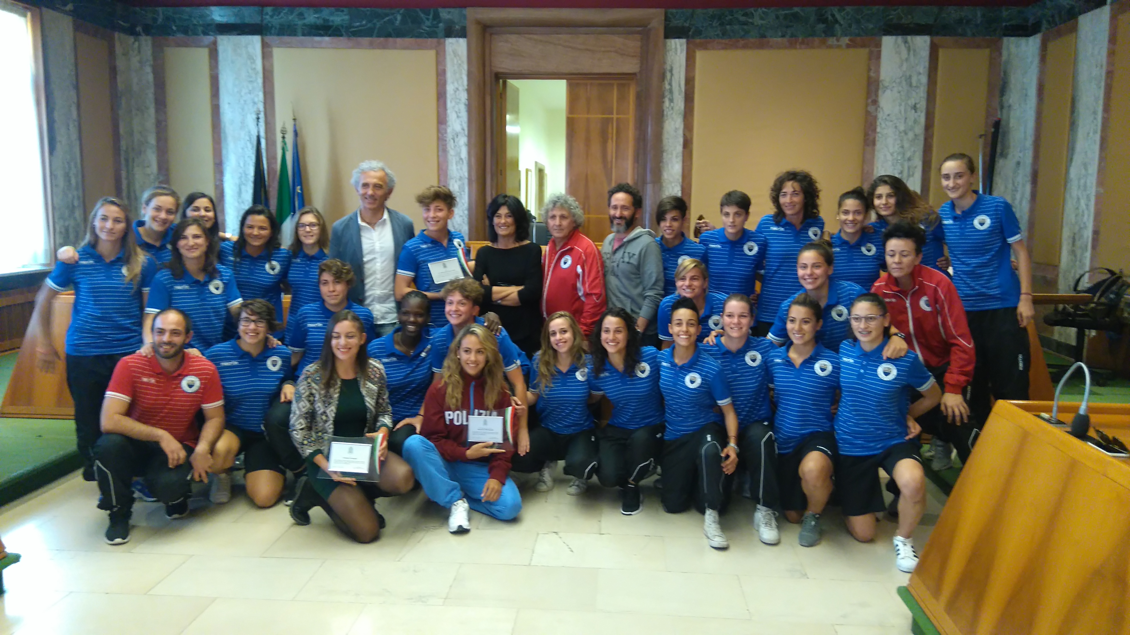 Atlete pontine premiate in Comune