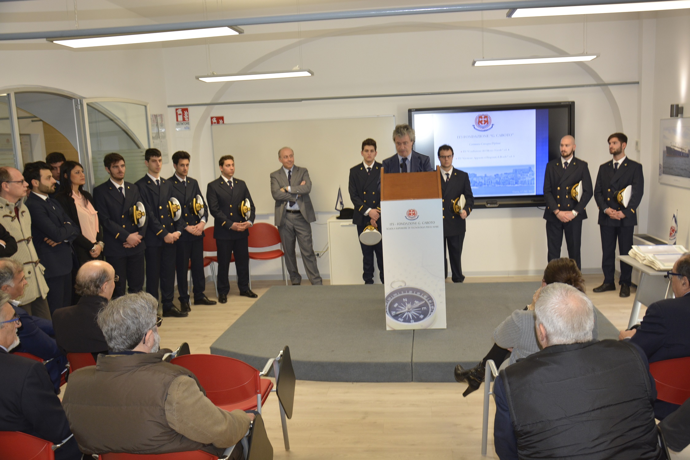 I.T.S. “Fondazione G. Caboto” : la cerimonia della consegna dei diplomi