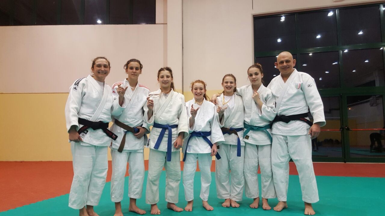 Pioggia di medaglie per l’Asd Judo Shihan Sermoneta a Martina Franca