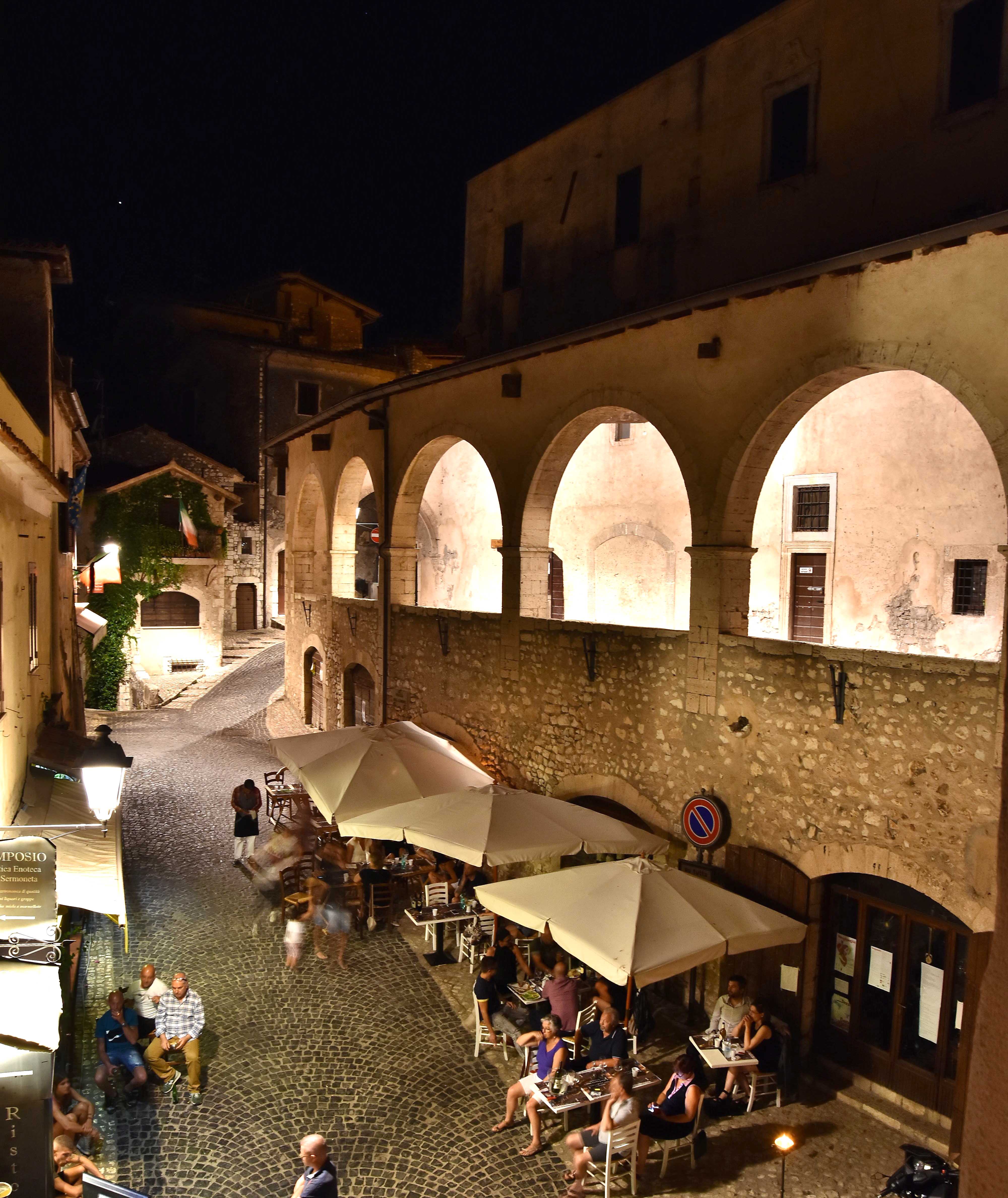 Sermoneta: Venerdì Notte Romantica della Cultura