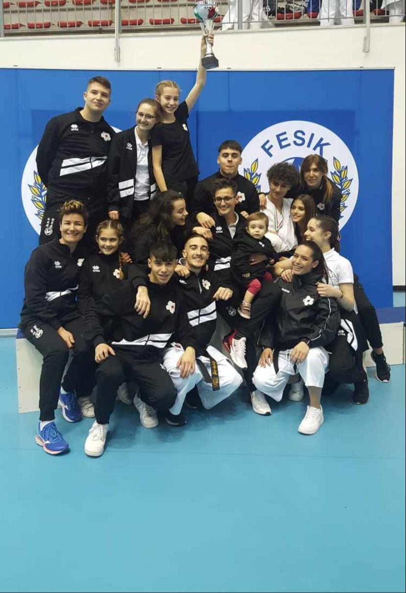 Karate: Sakura Latina vince il Campionato Regionale Fesik