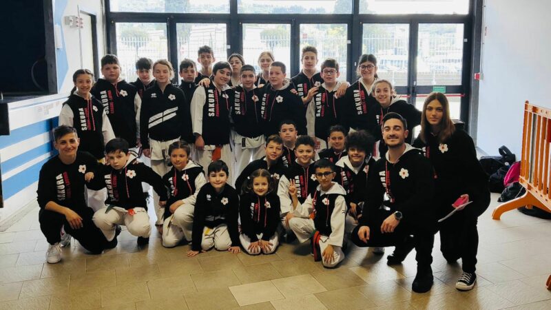 Campionato Nazionale Fesik: pioggia di medaglie per la Sakura Latina Karate  