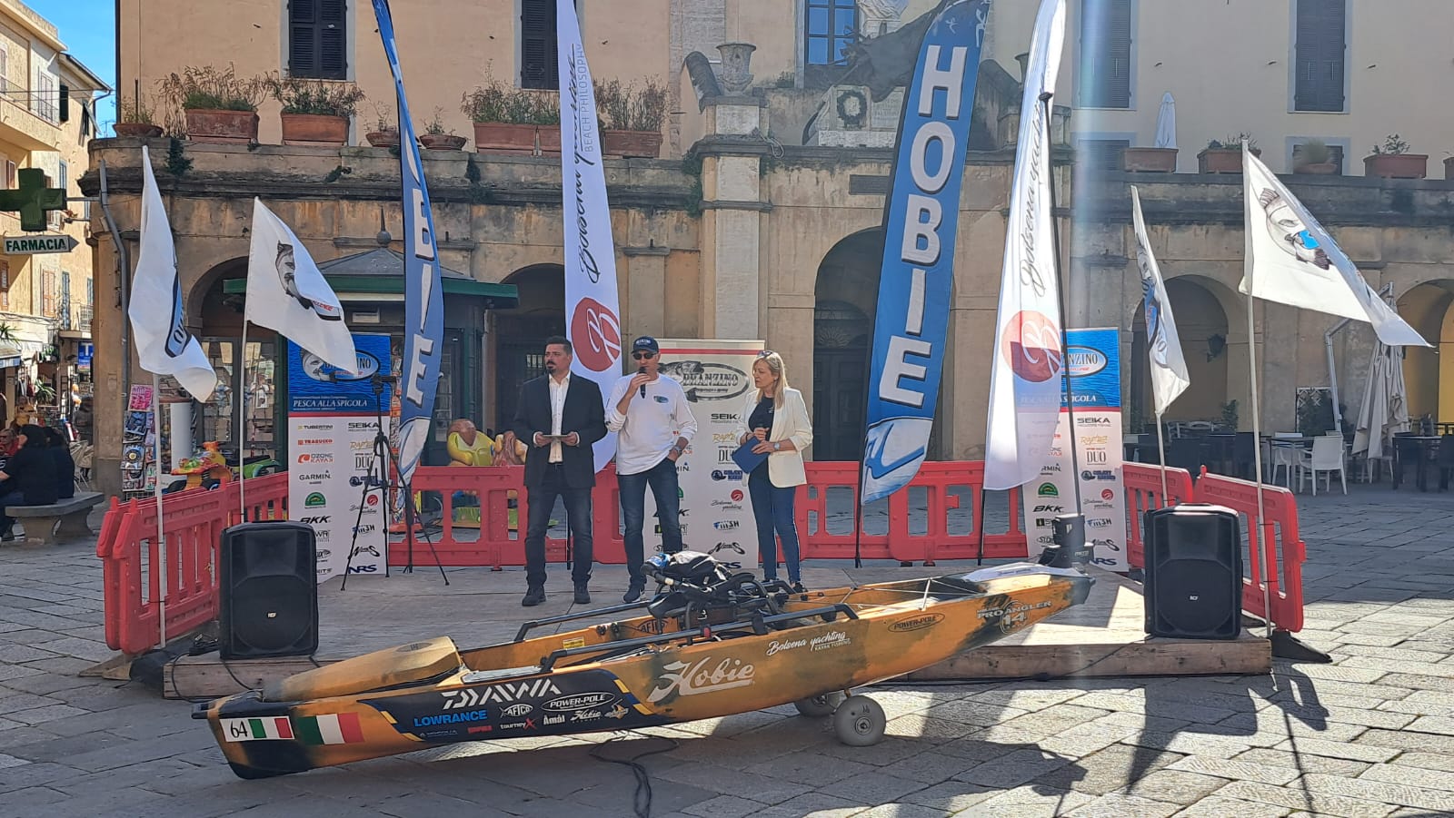 Branzino The Challenge taglia il nastro in piazza ad Orbetello