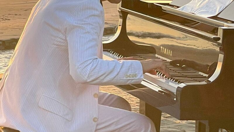 Latina Lido: Concerto all’alba e al tramonto con il Pianista Simone Sala  
