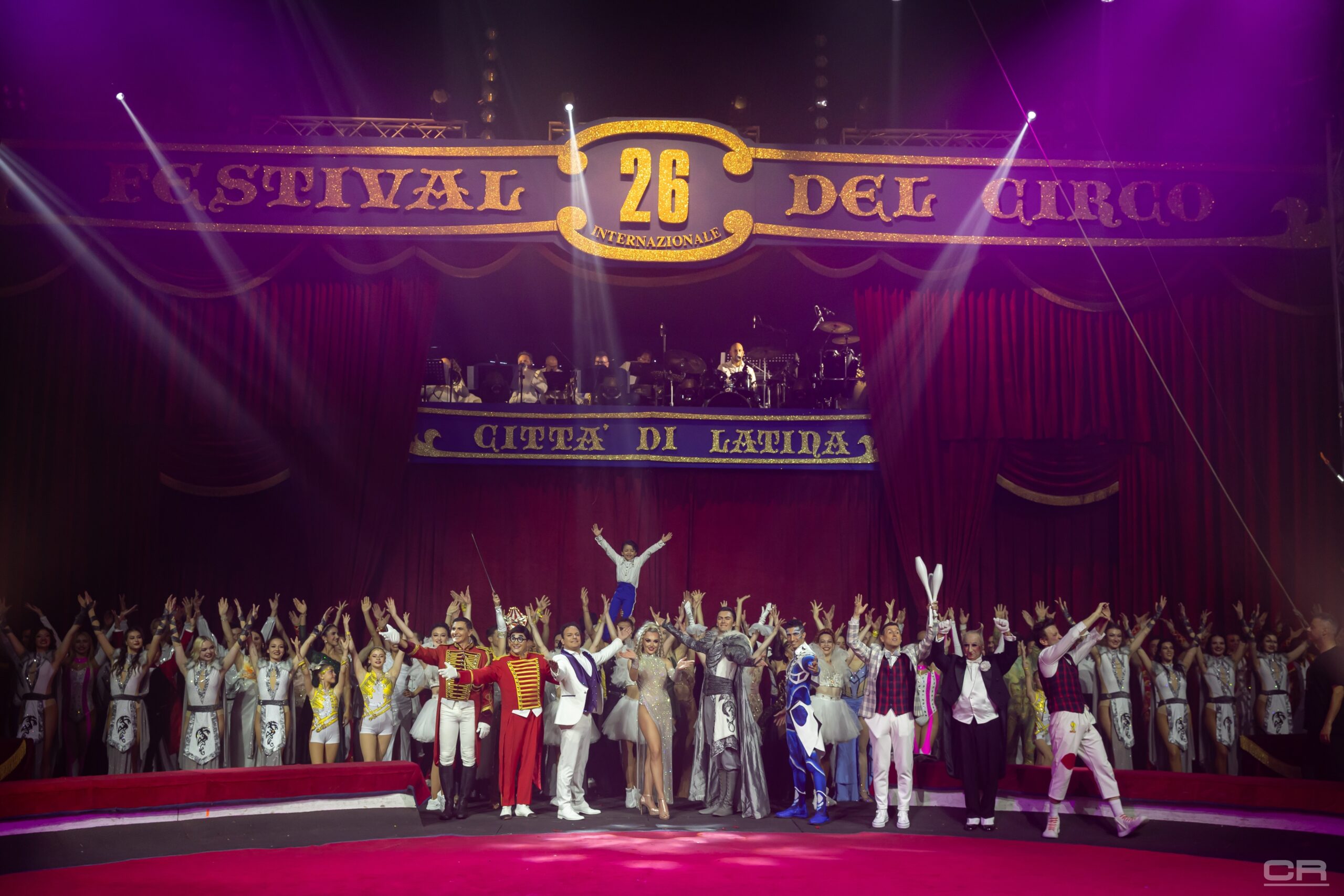 Occhi puntati sulla pista: il Festival entra nel momento decisivo