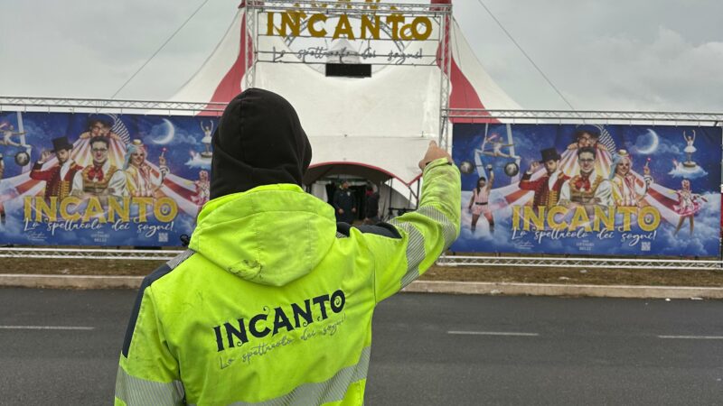 Circo, magia e tradizione. Incanto debutta a Viterbo per le feste